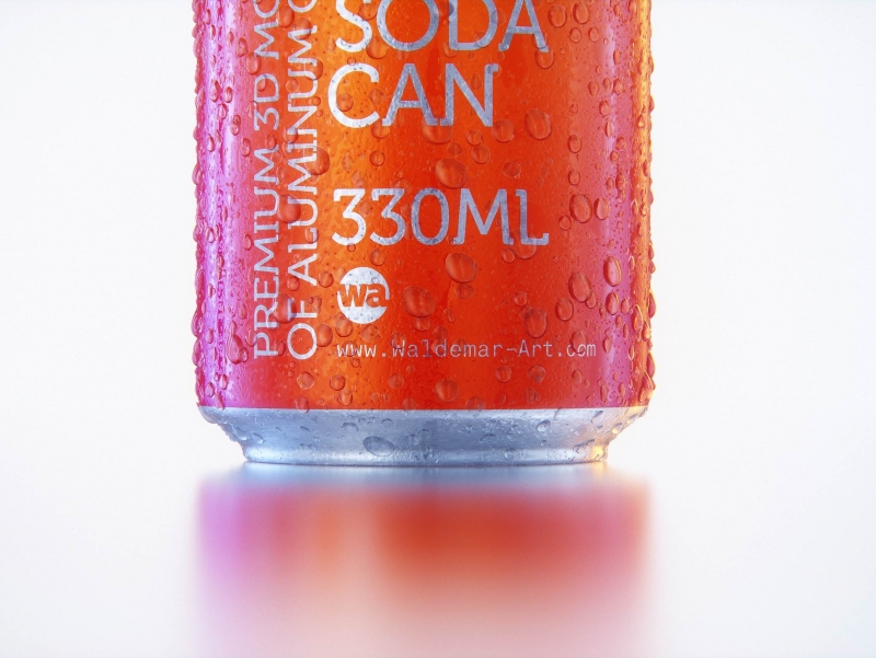 Metal Beer/Soda can 330ml with water droplets and condensation professional 3D model pack