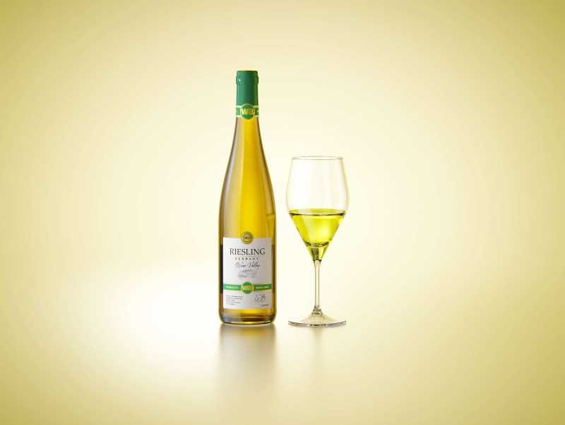 Riesling wine bottle 750ml with a cork and labels Premium 3D model pack