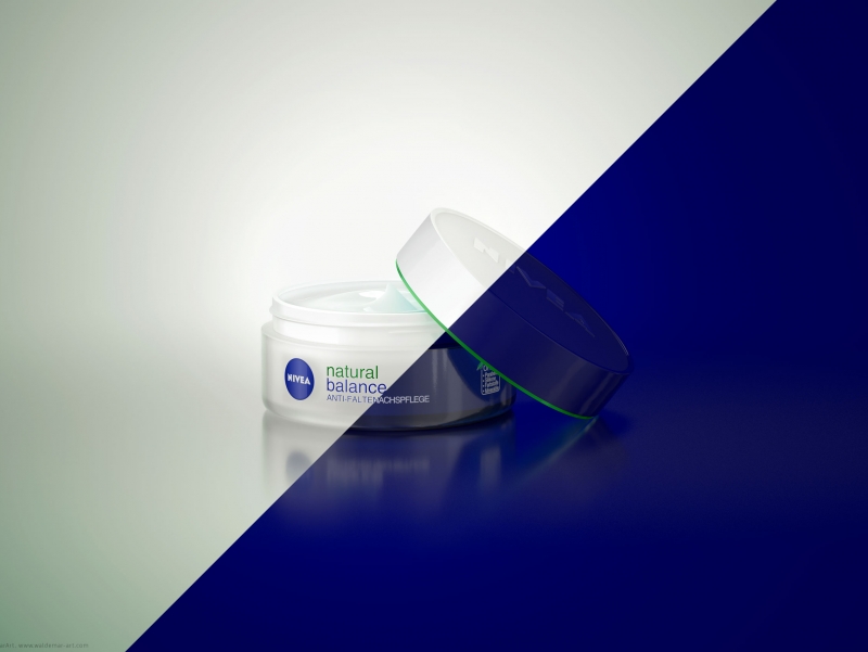 NIVEA NATURAL BALANCE ANTI-FALTEN NACHSPFLEGE - Packaging 3D Visualization